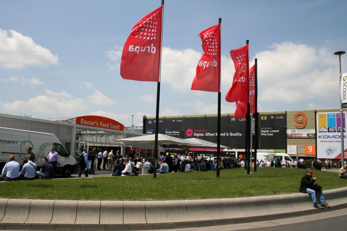     .  DRUPA 2016. , .